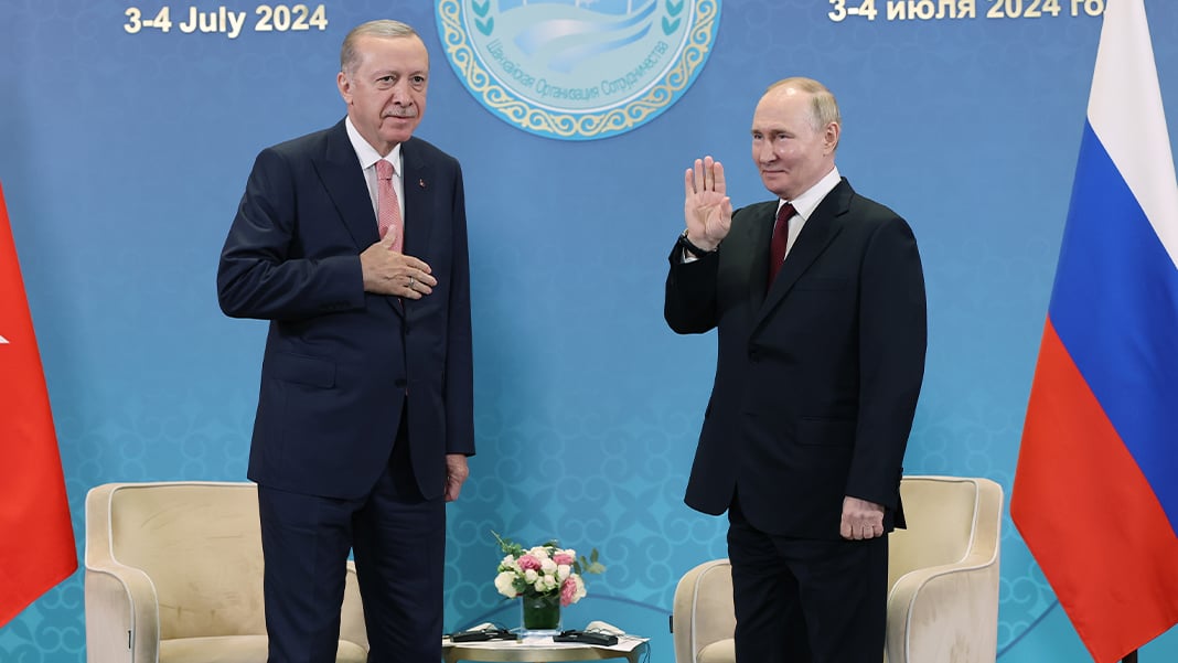 Son dakika! Cumhurbaşkanı Erdoğan, Putin ile bir araya geldi